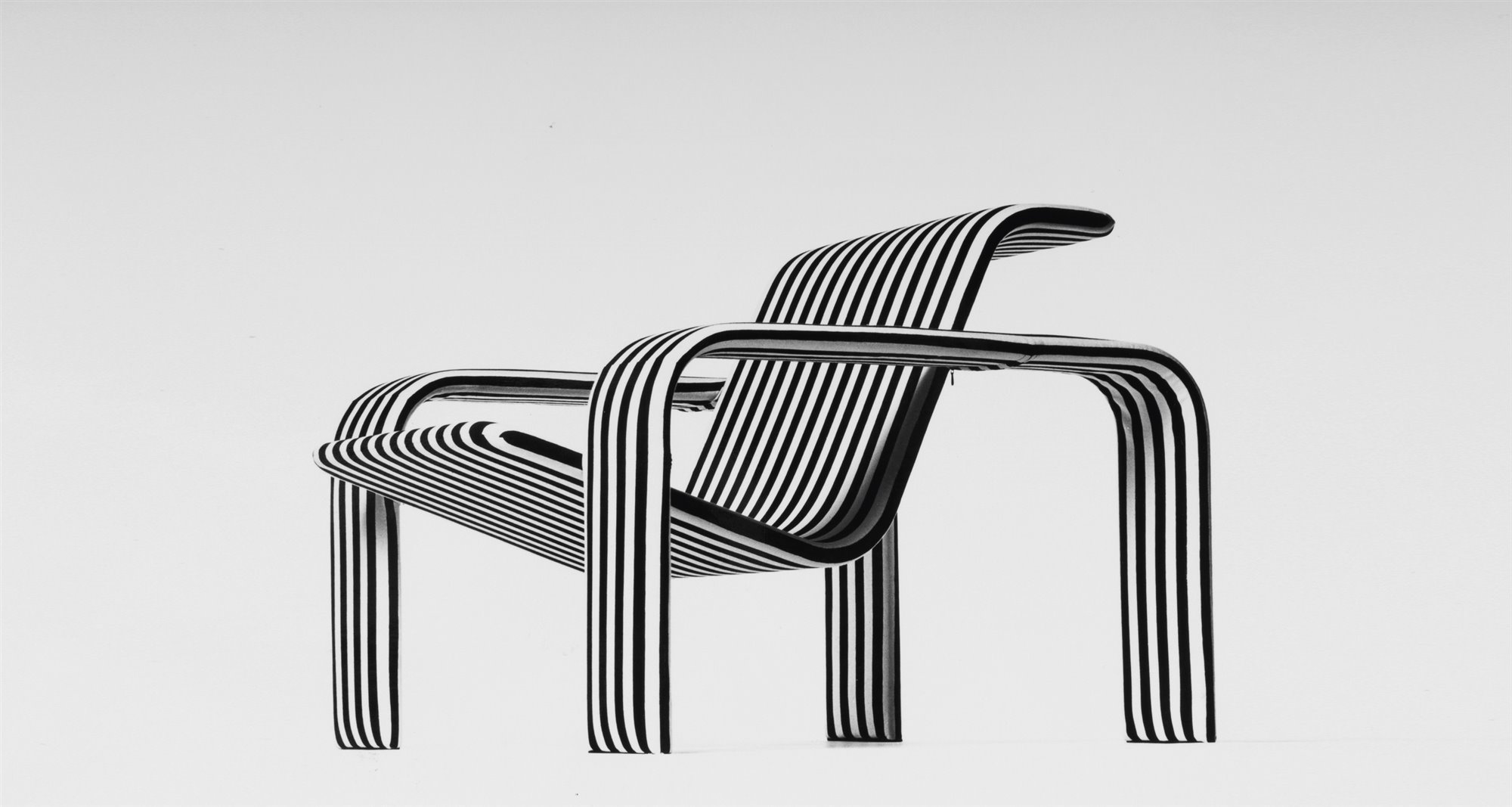 08 Antti-Nurmesniemi chair-004 Photo PF-Studiobn