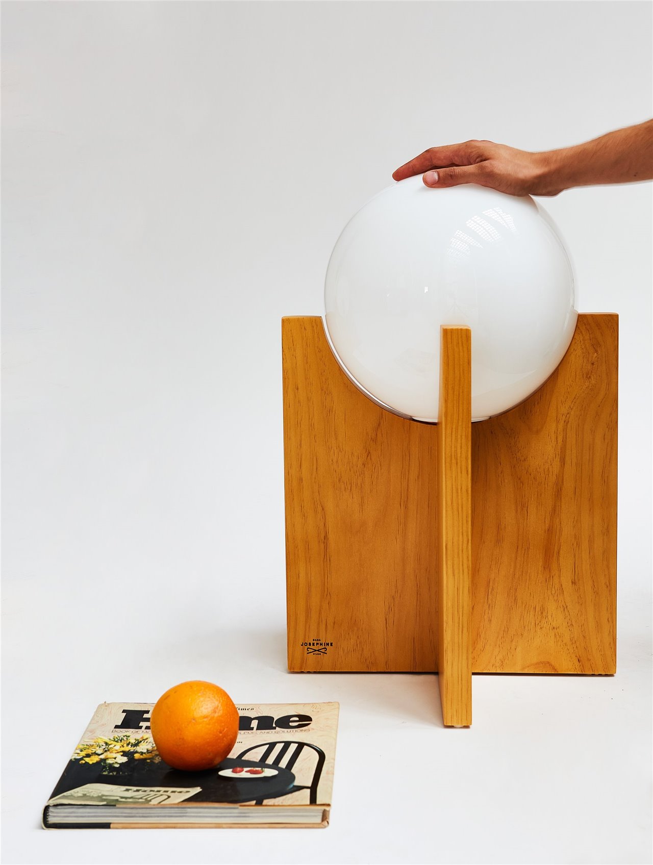 Lámpara de mesa.