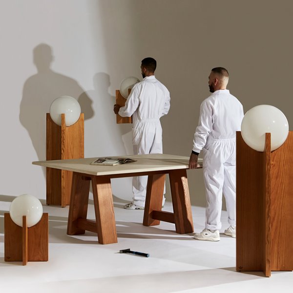 Artesanía y geometría en la primera colección de muebles de Casa Josephine