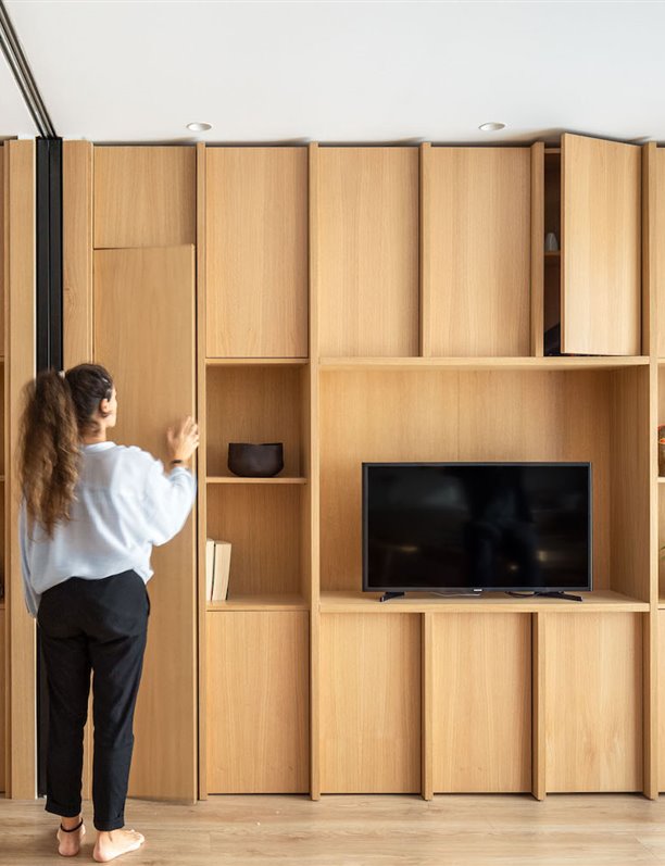 Un piso en Vitoria con soluciones ingeniosas para aprovechar el espacio y ganar luz