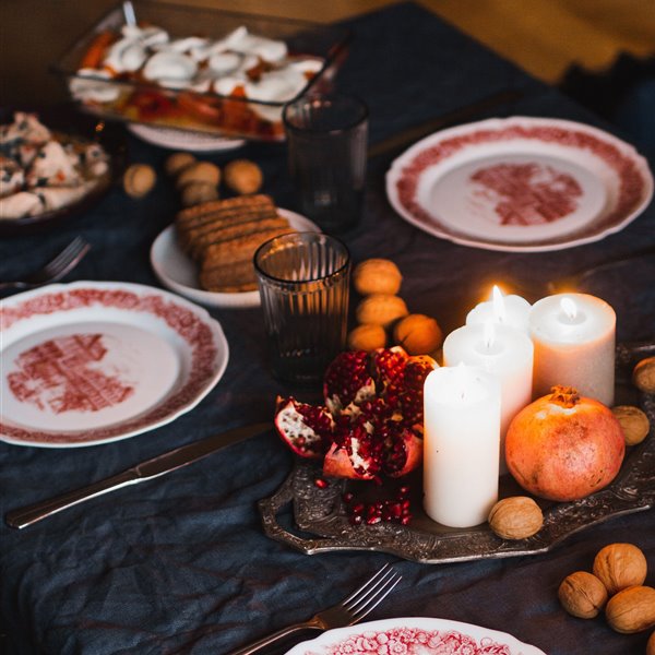 5 errores que no debes cometer al poner la mesa esta Nochebuena y esta Navidad (de más a menos grave) 