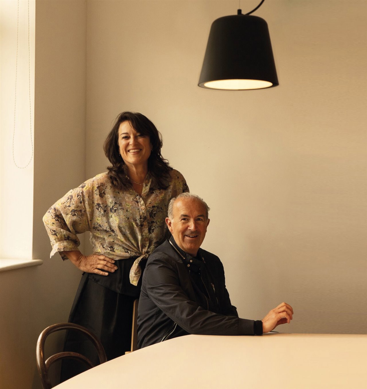 La arquitecta Kim Colin y el diseñador industrial Sam Hecht crearon Industrial Facility después de acumular exitosas carreras. 