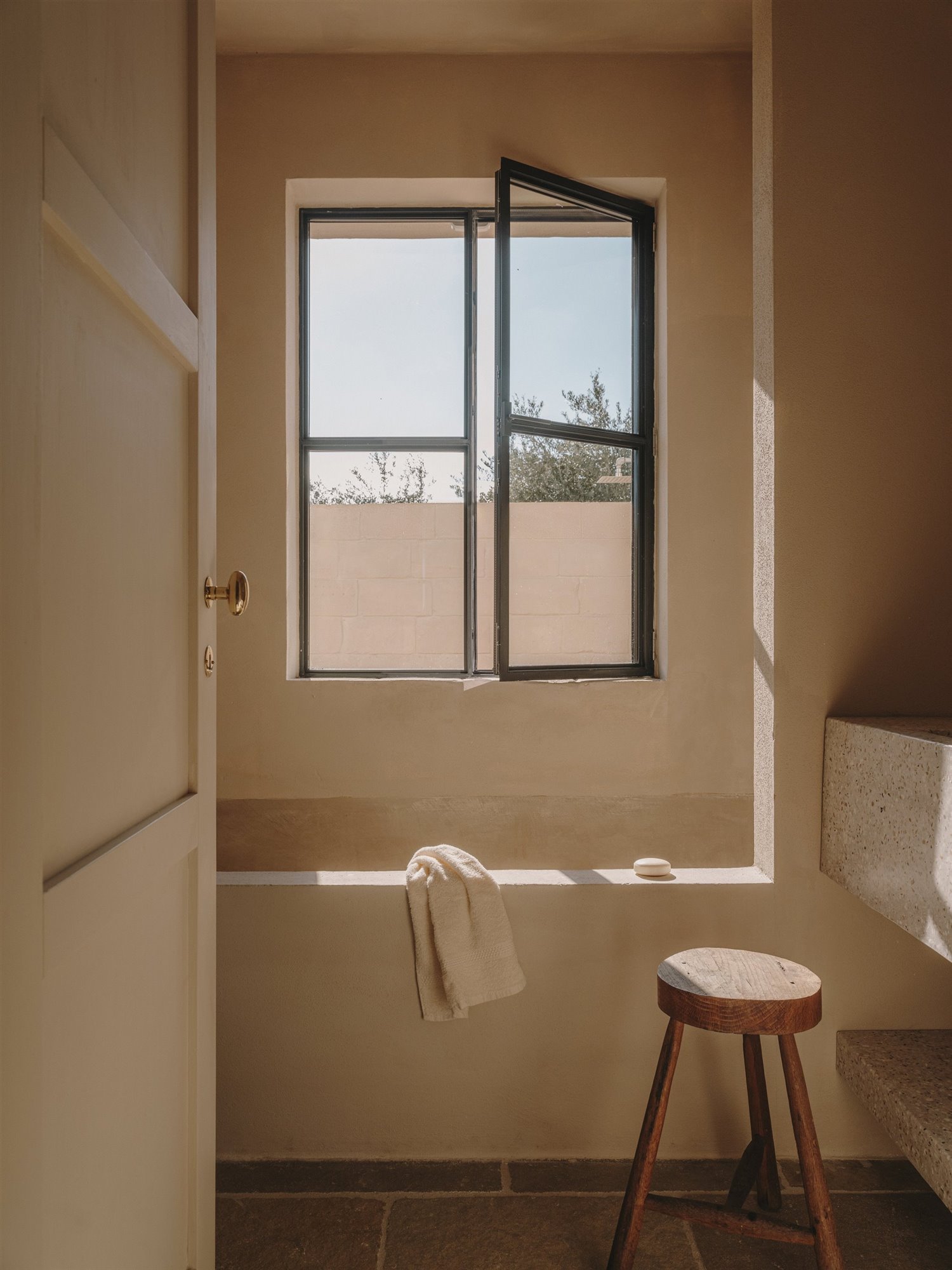 studio andrew trotter salva lopez carovigno puglia 23