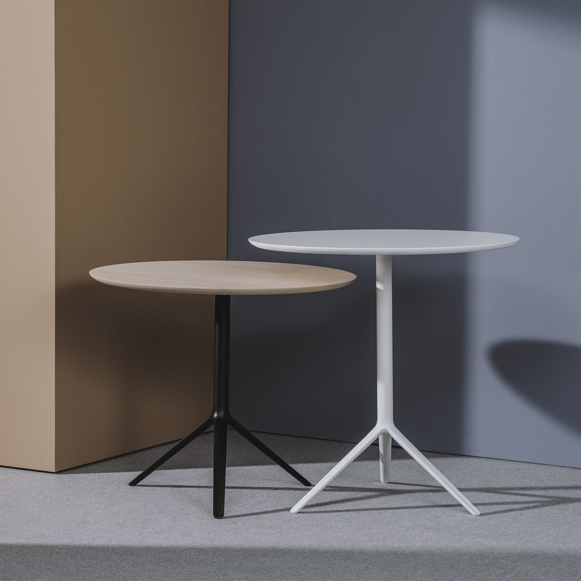 triada-table-andreu-world-1. Mesa Triada de Andreu World
