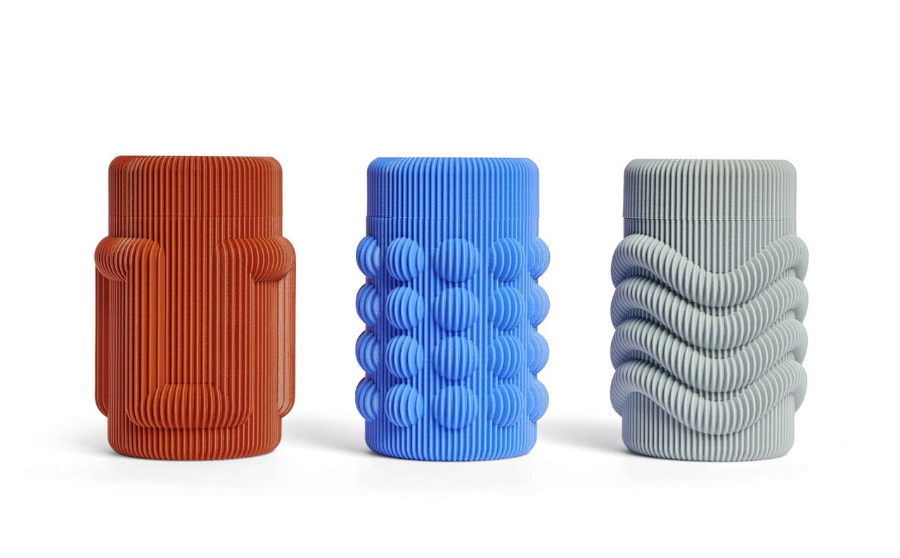 En sus piezas el estudio usa solo el material necesario y no mezcla materiales para facilitar sus reciclado.