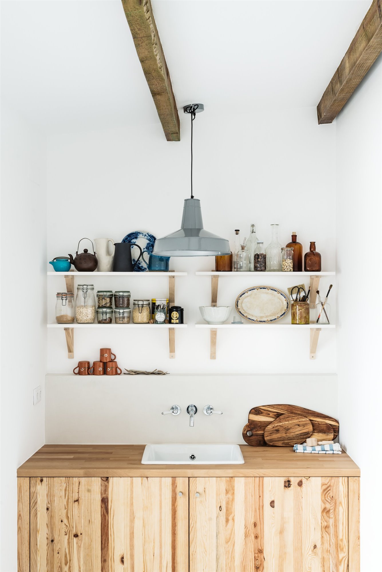 Estudio de 33 metros. Materiales naturales