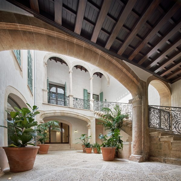 Pasado y presente se funden en este edificio de viviendas en Palma de Mallorca 
