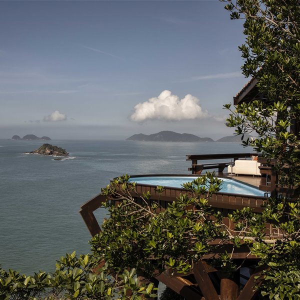 La casa de vacaciones definitiva está en Brasil y tiene TODO lo que deseas