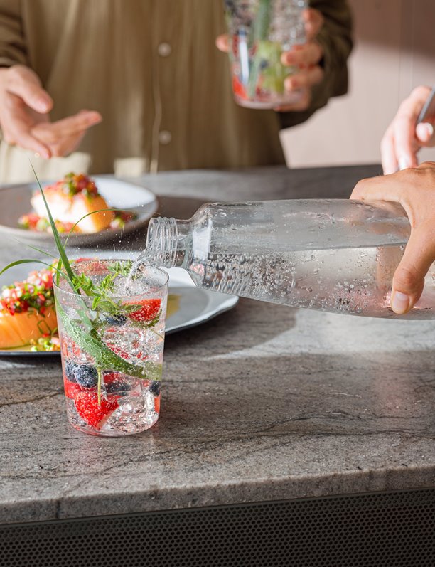 La máquina de agua con gas que necesitas en tu cocina saludable