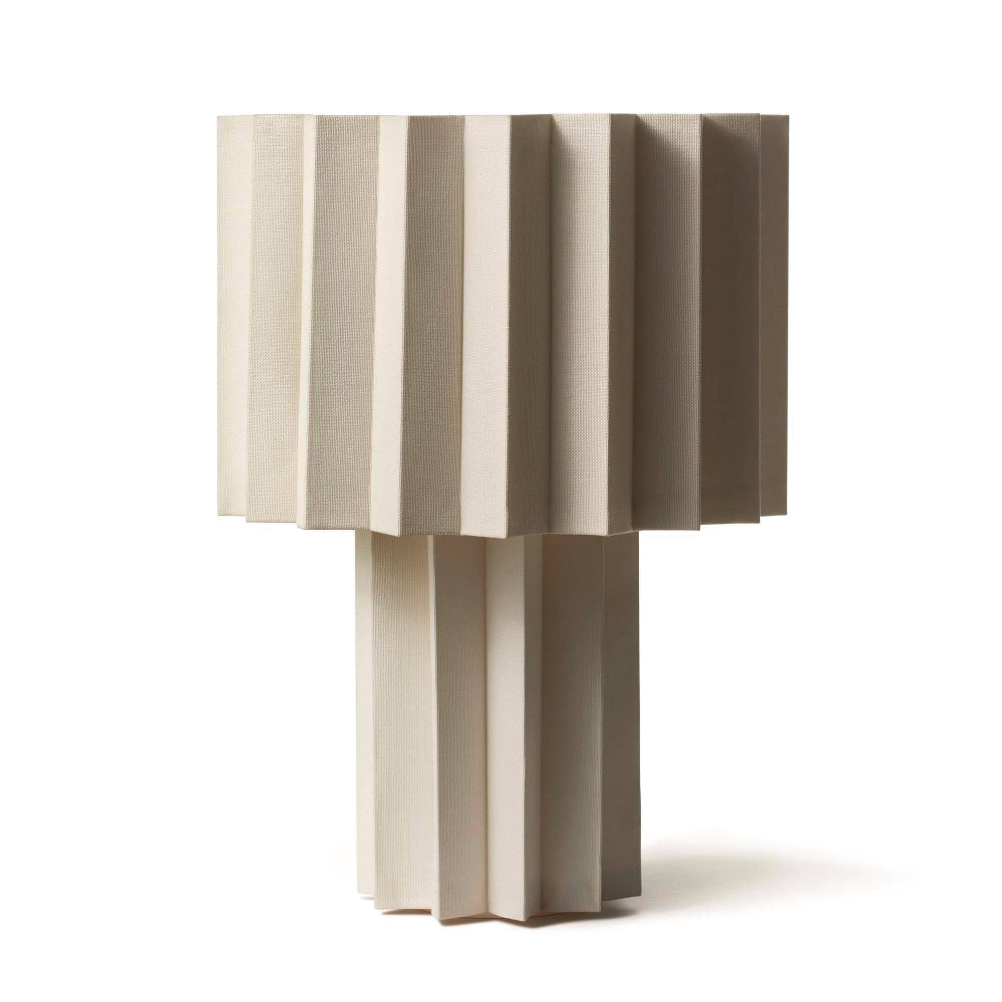 Folkform Plissé-White-edition studio. Te quieres declarar 