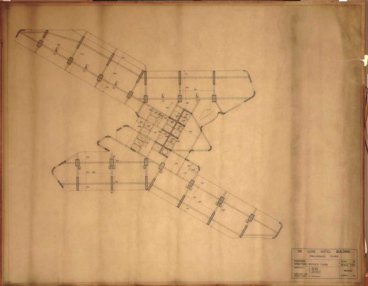 Palazuelo, Aguirre y Melgarejo, Edificio Hotel Deluxe. Planos preliminares. Estructura, (1961). Tinta sobre papel vegetal. 47 x 59,4 cm.