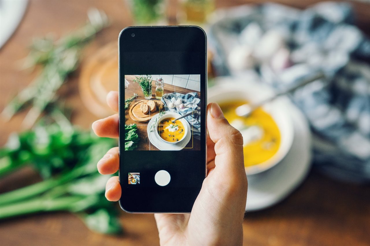 La cocina gana presencia en la tecnología, la domótica, los dispositivos inteligentes y las redes sociales.