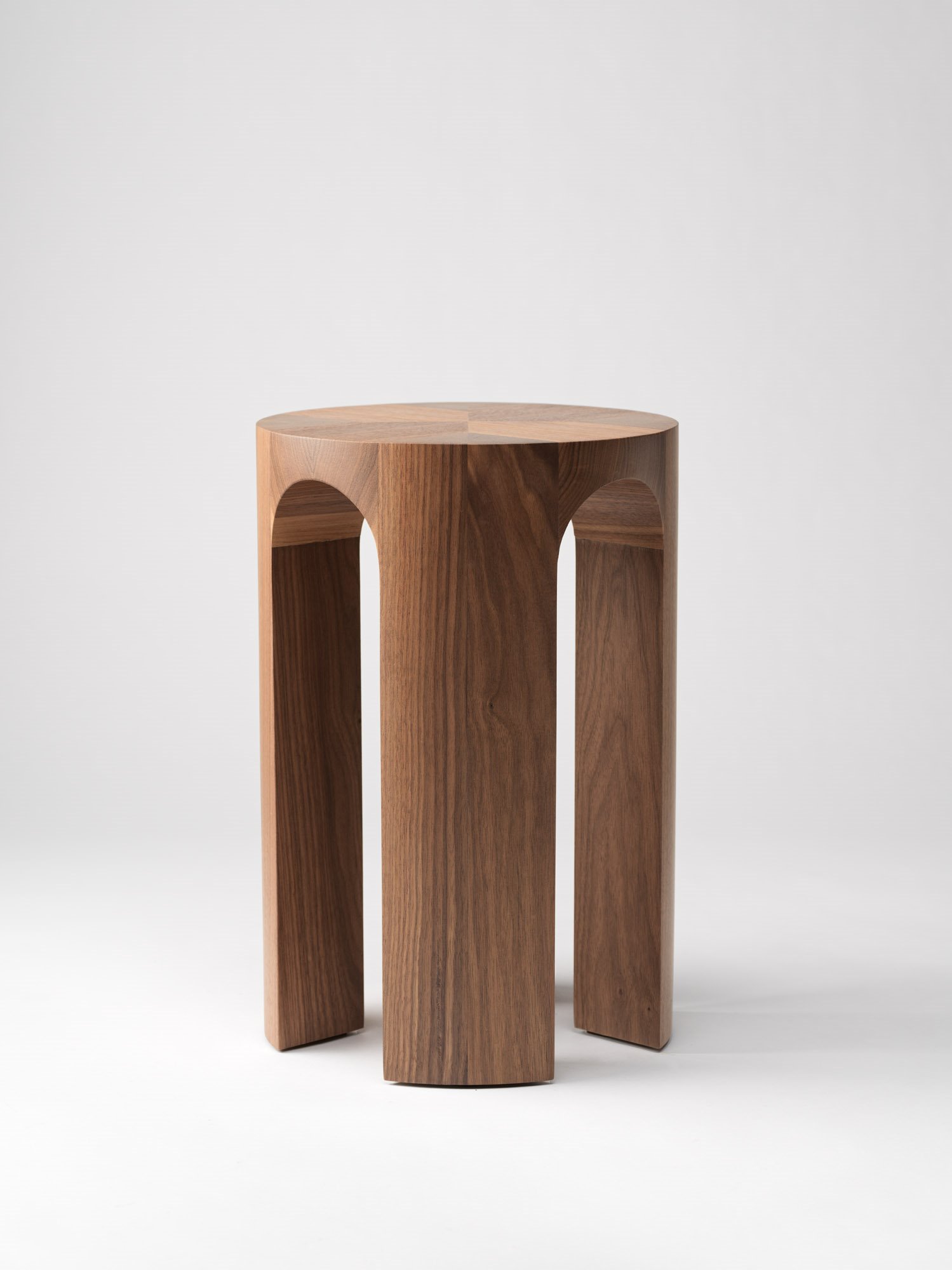 Tim Vranken - ARCUS stool - 2022 Pic. Cedric Verhelst(1)