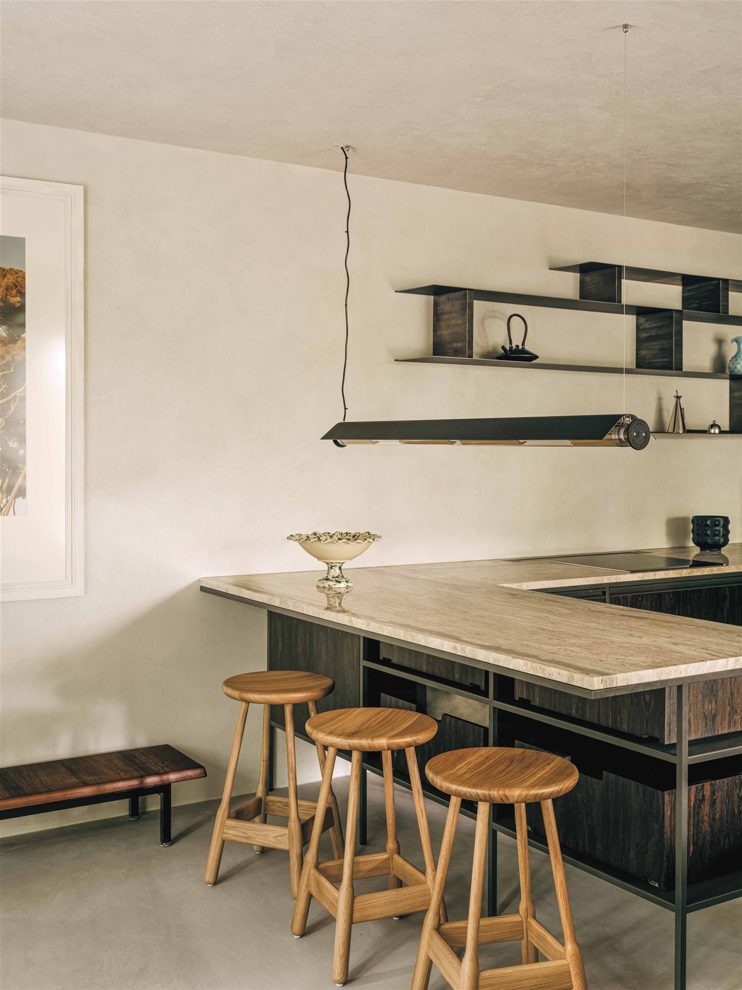 Paradowski Studio comedor isla cocina