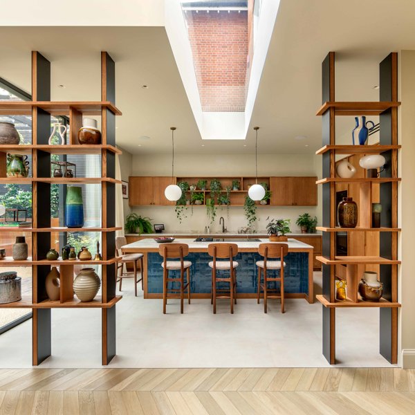 Una casa retro-contemporánea en Londres que tenemos ganas de copiar