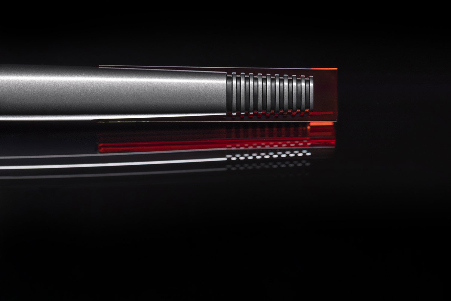 Nueva colaboración entre Montblanc y Ferrari 