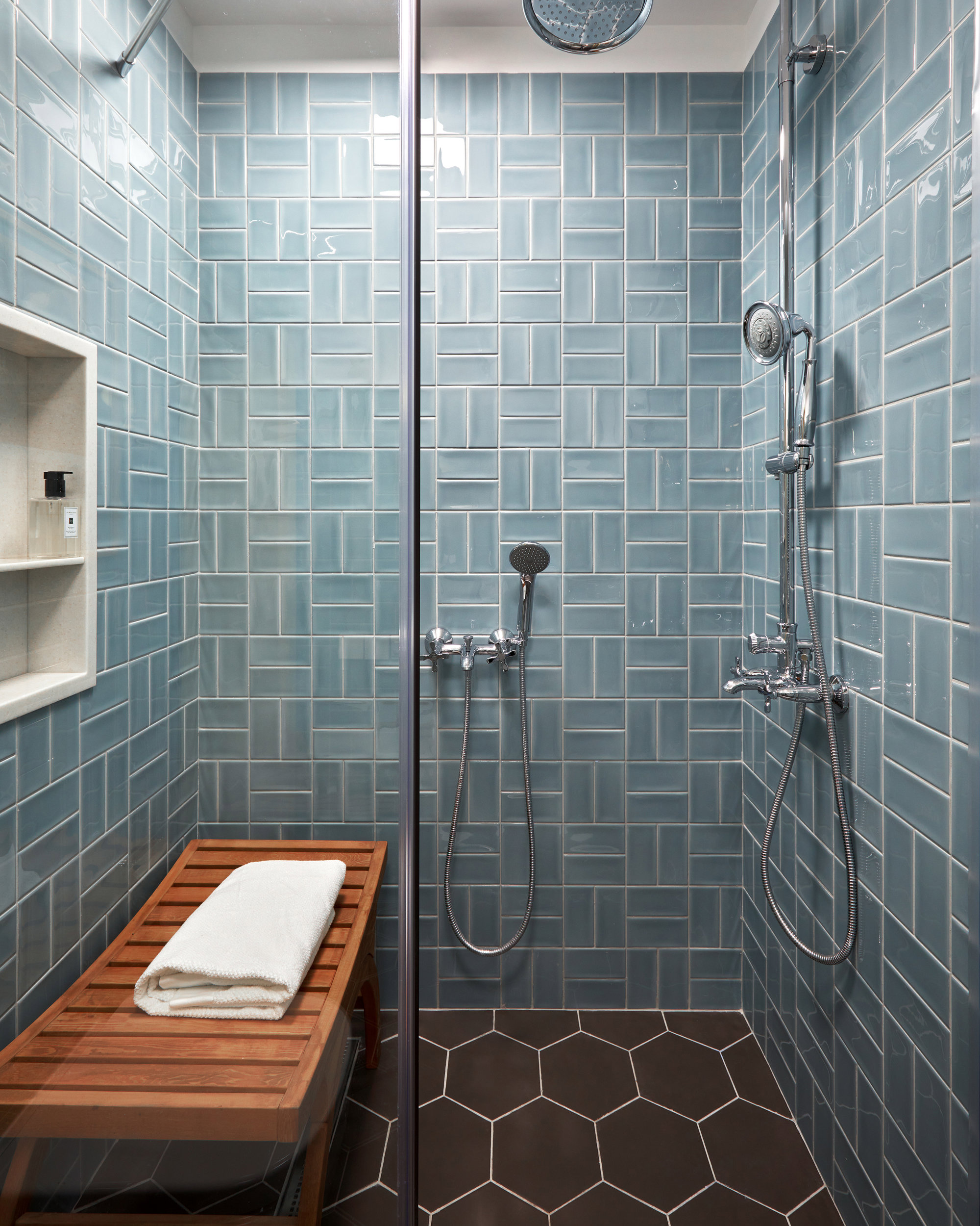 Baño azulejos azulejos azules 