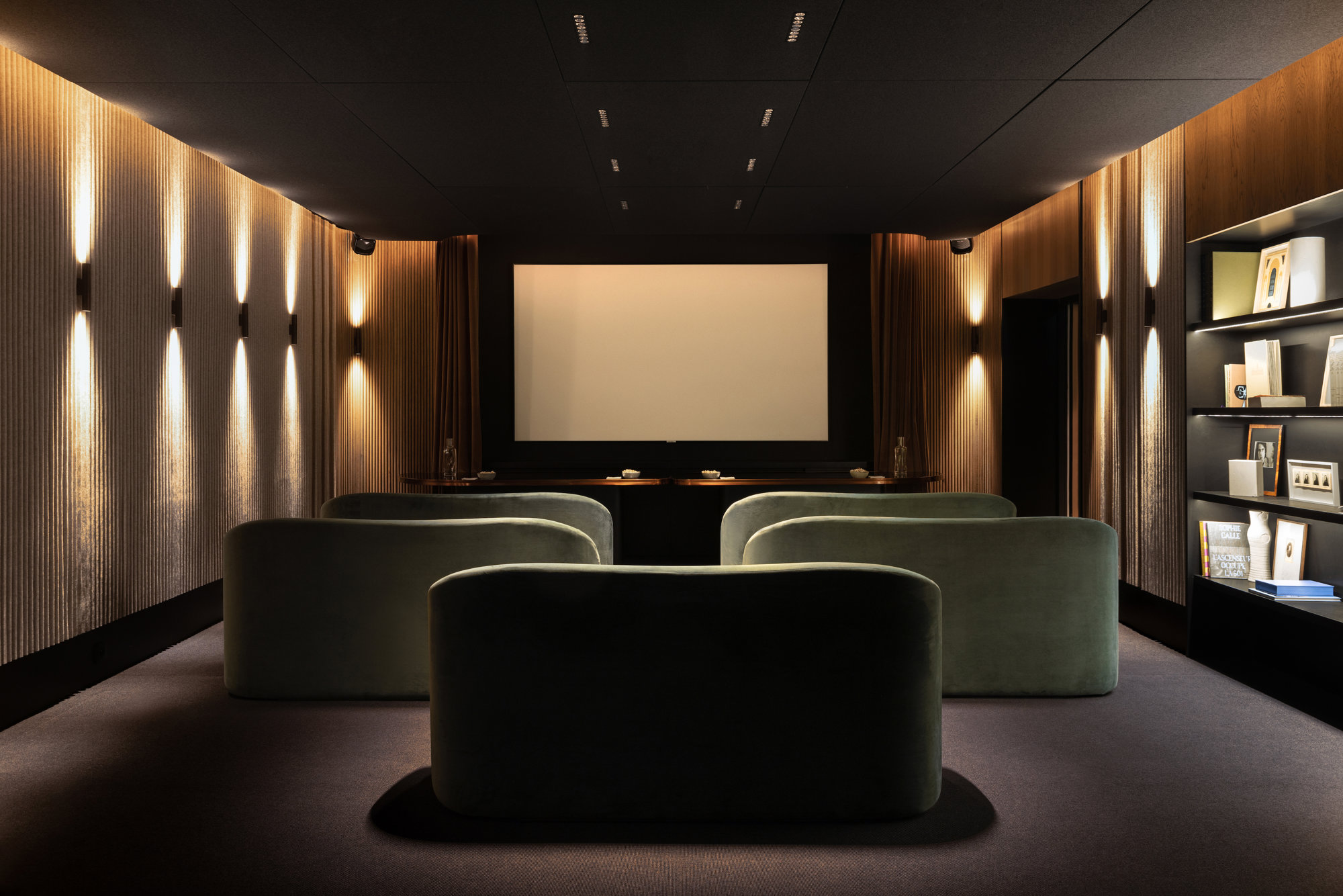 MEETING ROOM CINEMA Ho^tel Dame des Arts © 