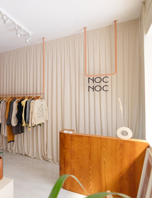 De esta tienda de moda sostenible y honesta en Madrid te querrás llevar hasta las cortinas