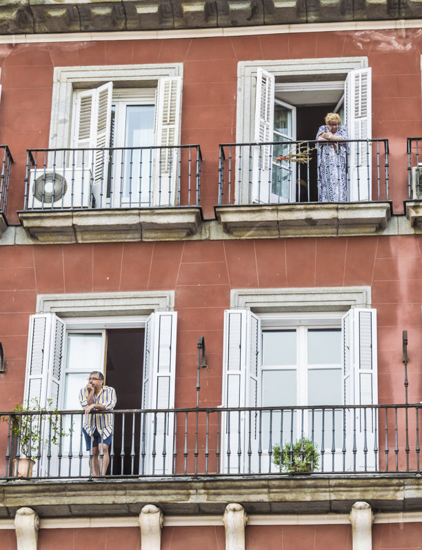 Manías decorativas que tienen todos los madrileños (y que nos encantan)