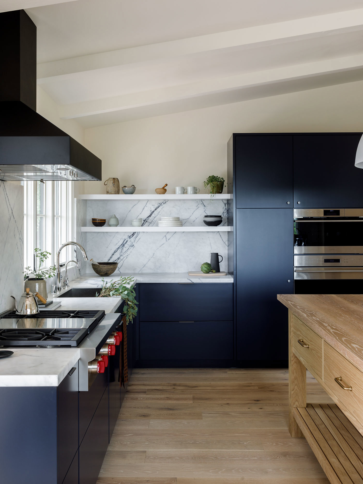 Casa moderna con arcos en Australia cocina