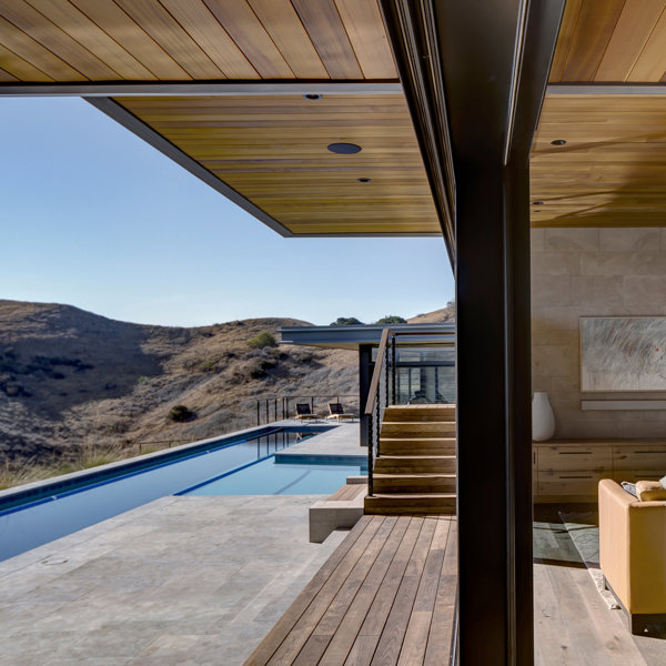 Estas 10 casas con piscina hacen que nos olvidemos de la playa