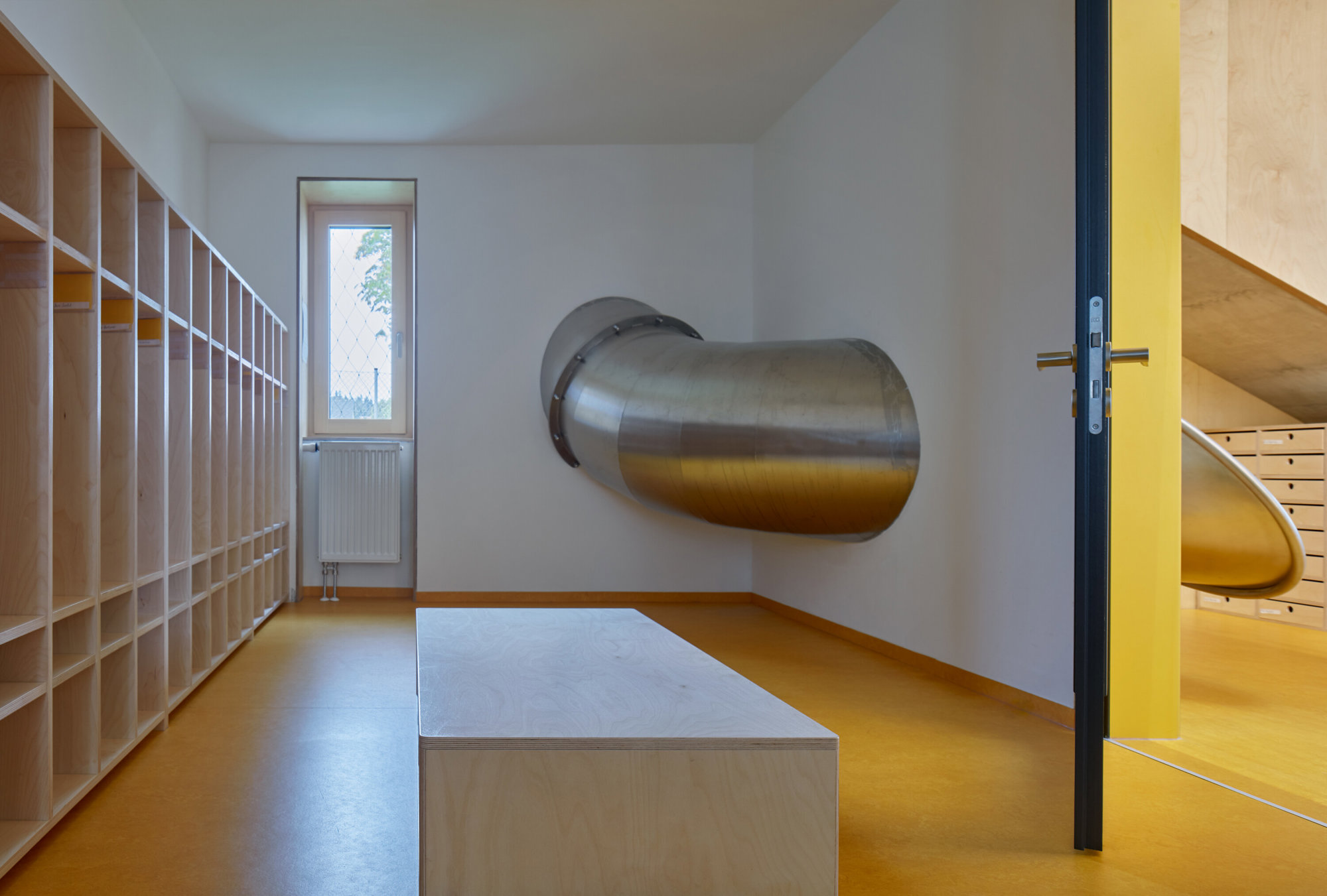 mjolk montessori kindergarten boysplaynice 31
