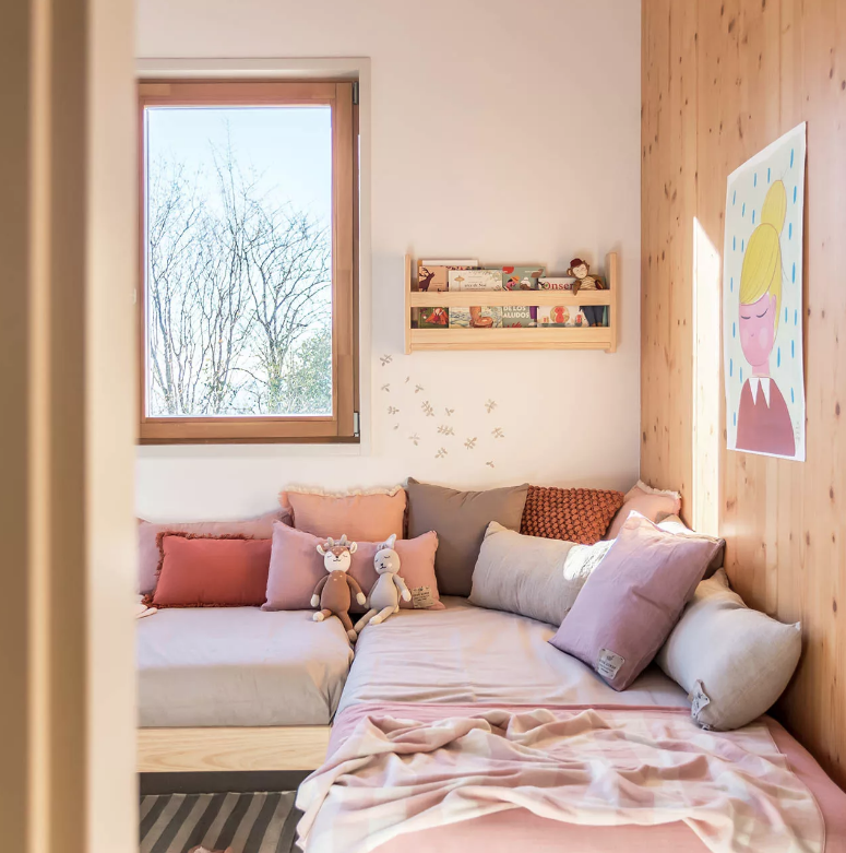 Estanteri´a Montessori