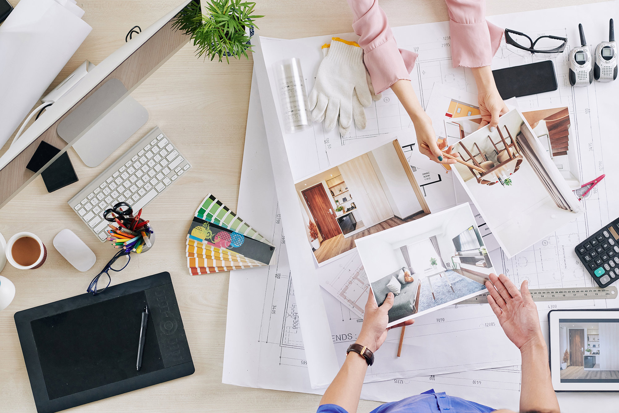 Ordenar el material gráfico de tu proyecto es clave para la estrategia de comunicación de tu estudio de arquitectura.