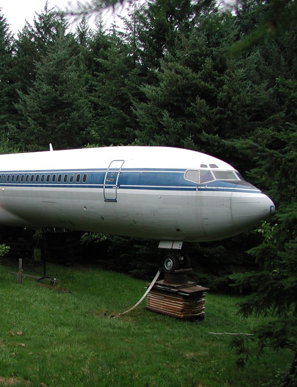 Casas frikis: un Boeing 727 convertido en casa prefabricada (y otras opciones más sencillas)