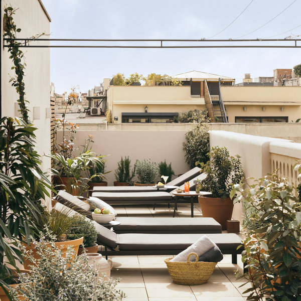 Guía completa para actualizar tu terraza esta primavera, ¿qué estilos se llevan?