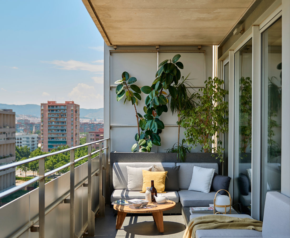 Las plantas dan vida a los balcones