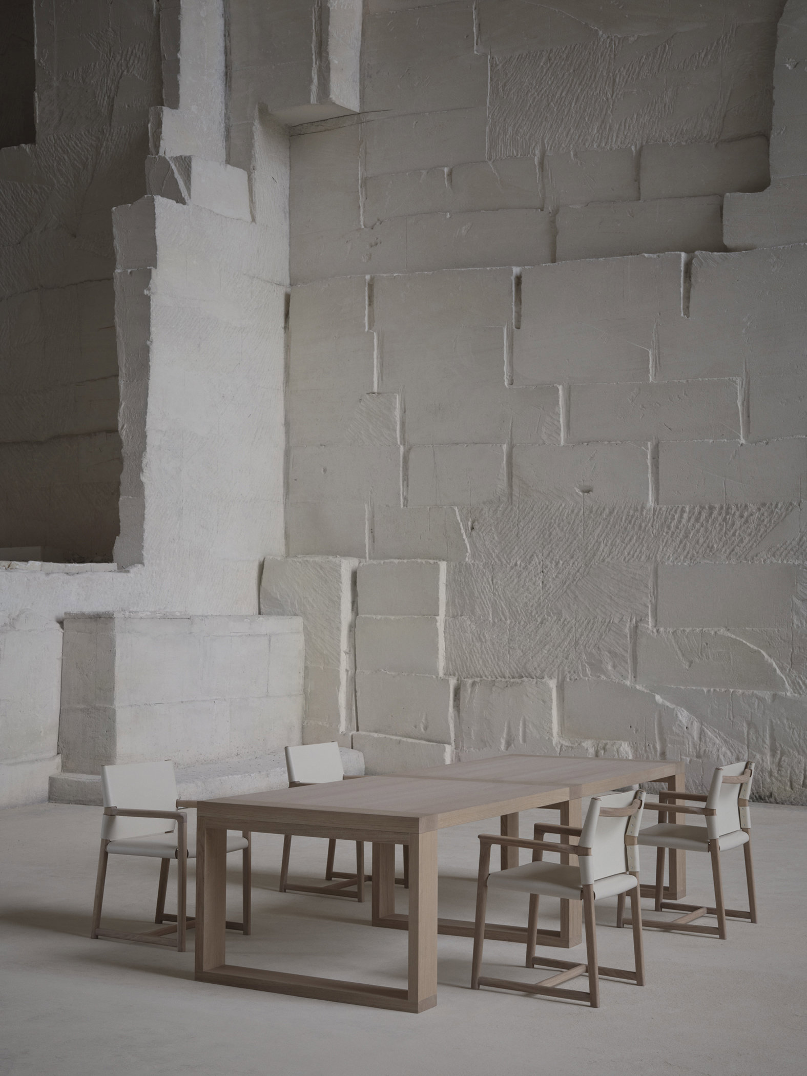 A MINIMALIST SANCTUARY 01