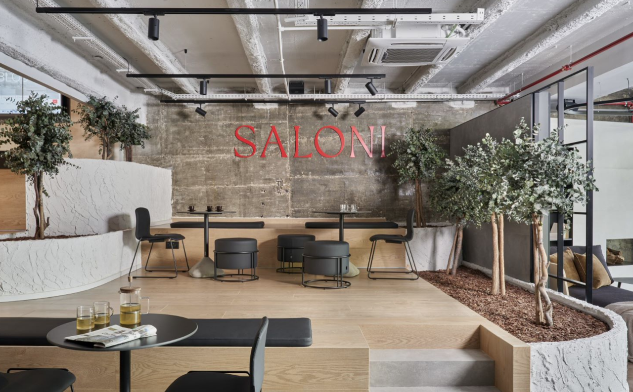 Saloni
