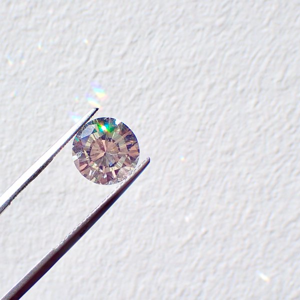Diamante: significado, clasificación, propiedades y cómo distinguir si es falso