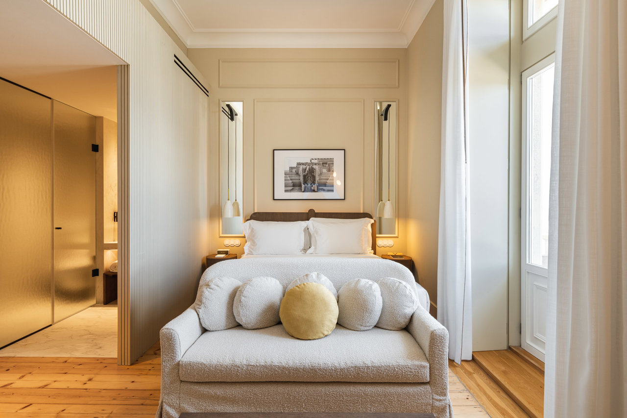 Signature suite