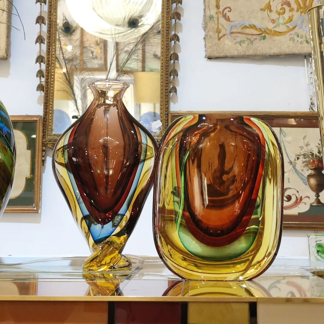 Jarrones de cristal de Murando, en Living Retro by Judith San Quintín. Foto: @judithsanquintin