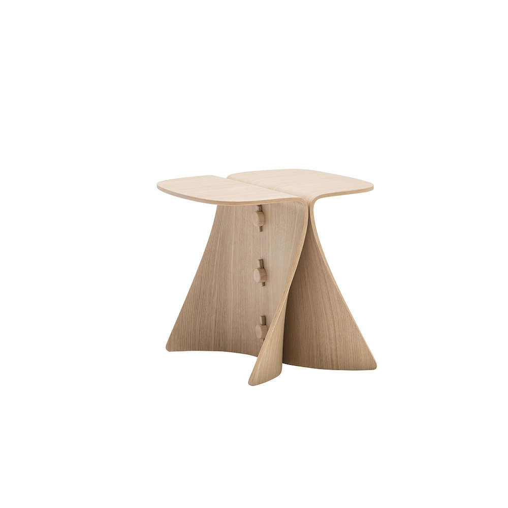 Taburete Alla, de Philippe Starck, ganador de un Silver Award y un Innovation Award.