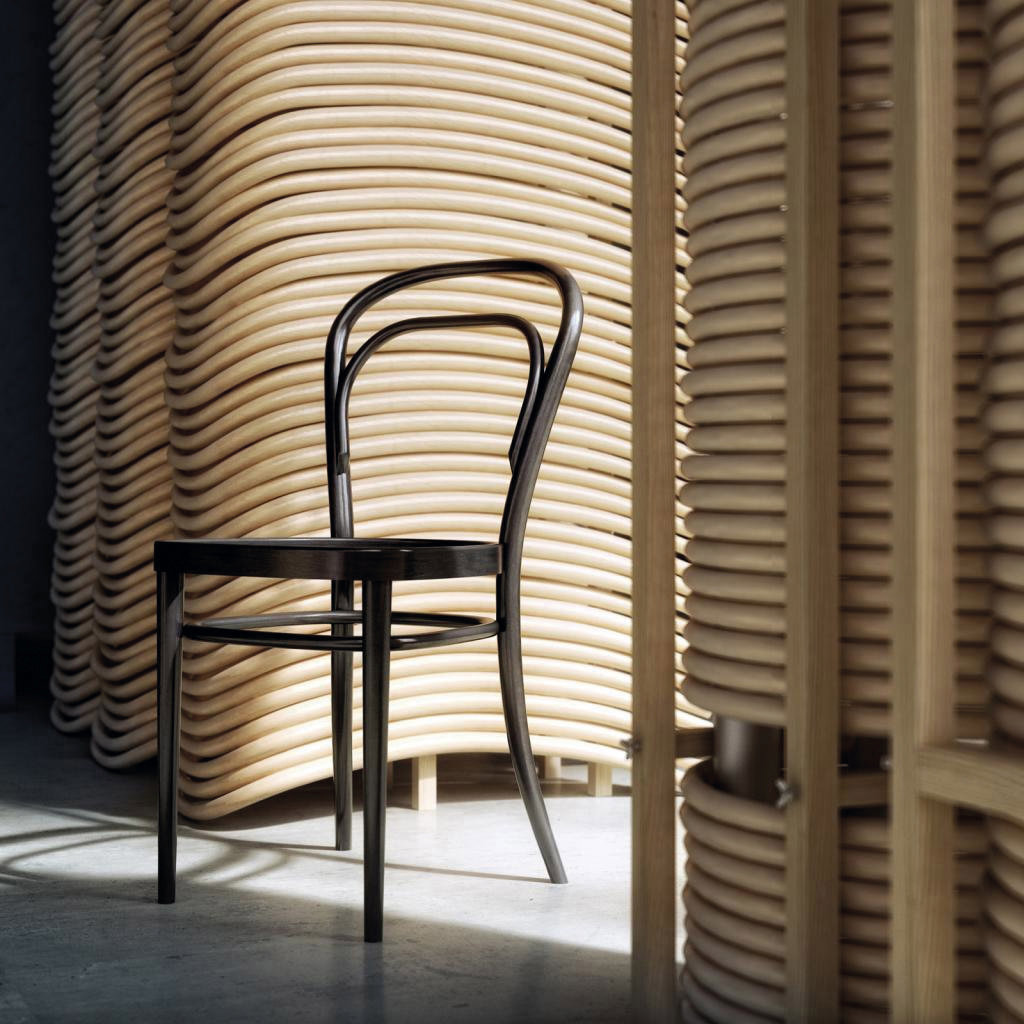 De la icónica silla no 14 de Thonet se vendieron 50 millones entre 1860 y 1930, y muchas de ellas están todavía en uso