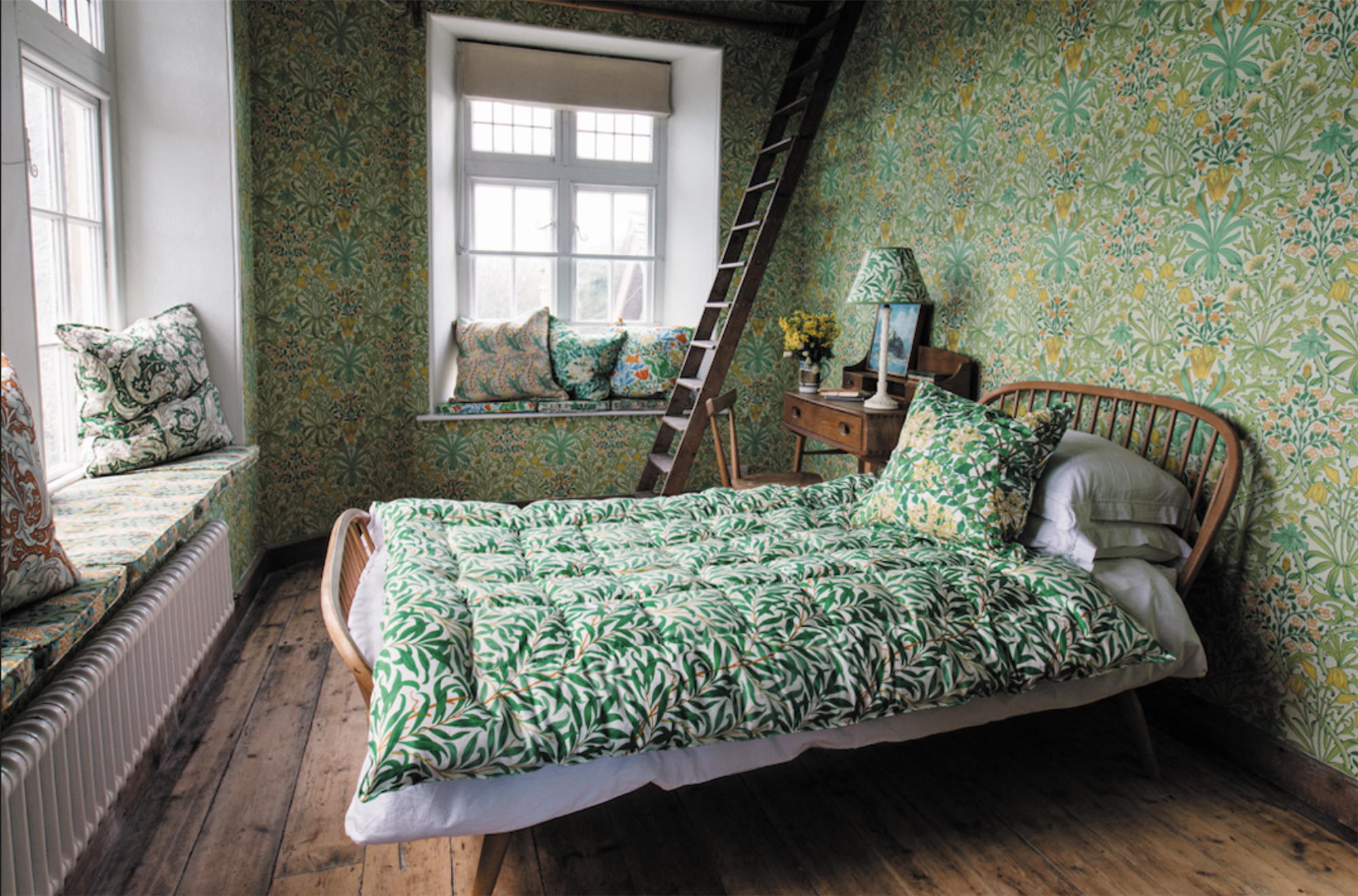 Los estampados florales superan al 'animal print'