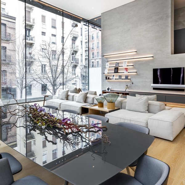¿Cómo es la casa más lujosa del barrio de Salamanca de Madrid? Tenemos las fotos