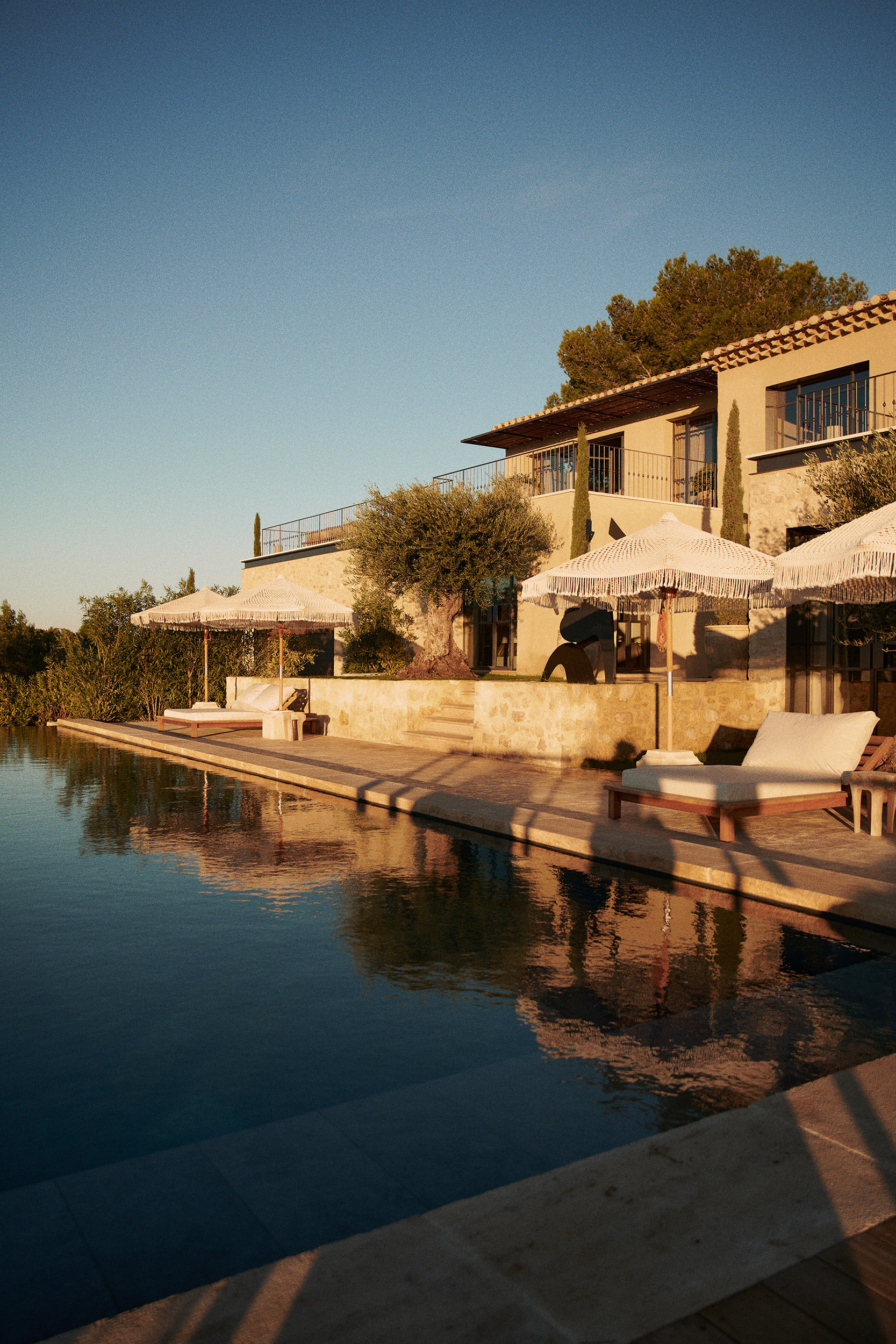 piscina y terraza