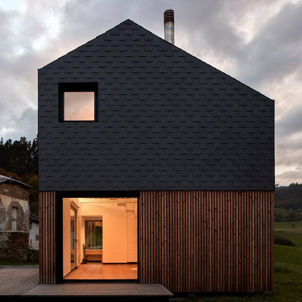 Esta casas modulares están hechas en Asturias, se montan en un día y pueden medir hasta 350 metros