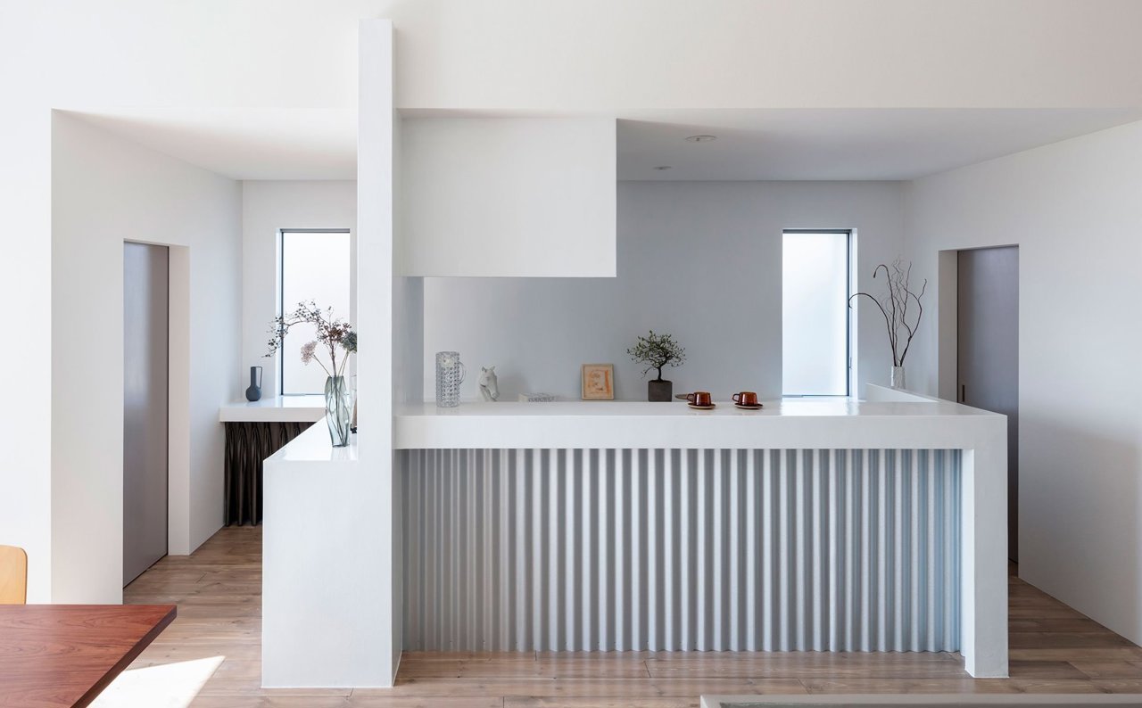 Cocina oculta diseñada por El arquitecto japonés Kouichi Kimura 