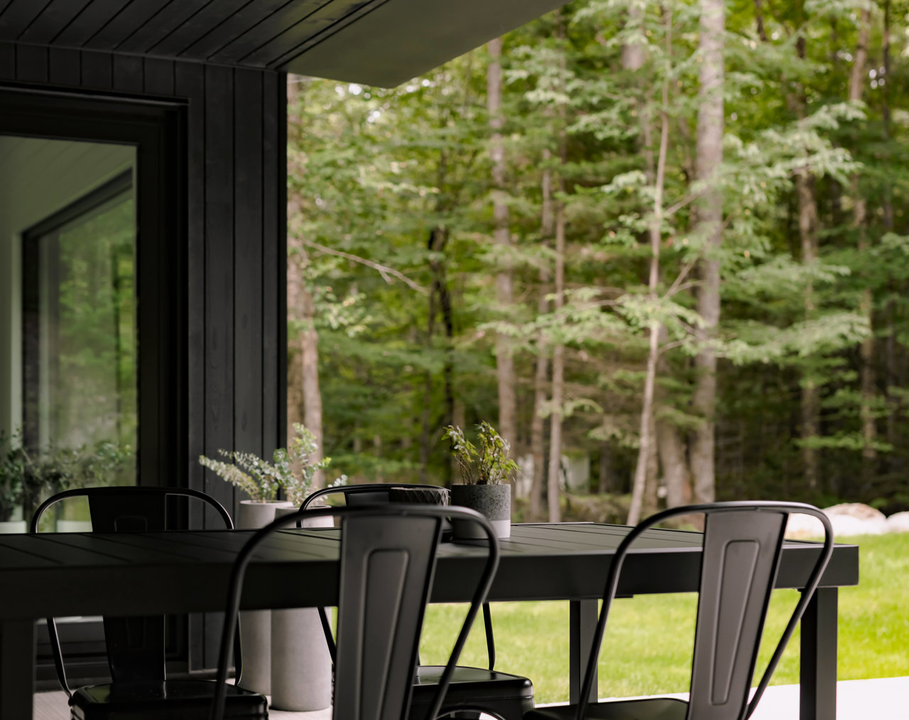 Comedor con vistas al exterior