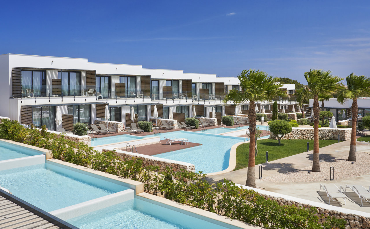 Pequeñas piscinas infinity ofrecen un plan inmejorable para el mes de la vuelta al trabajo.