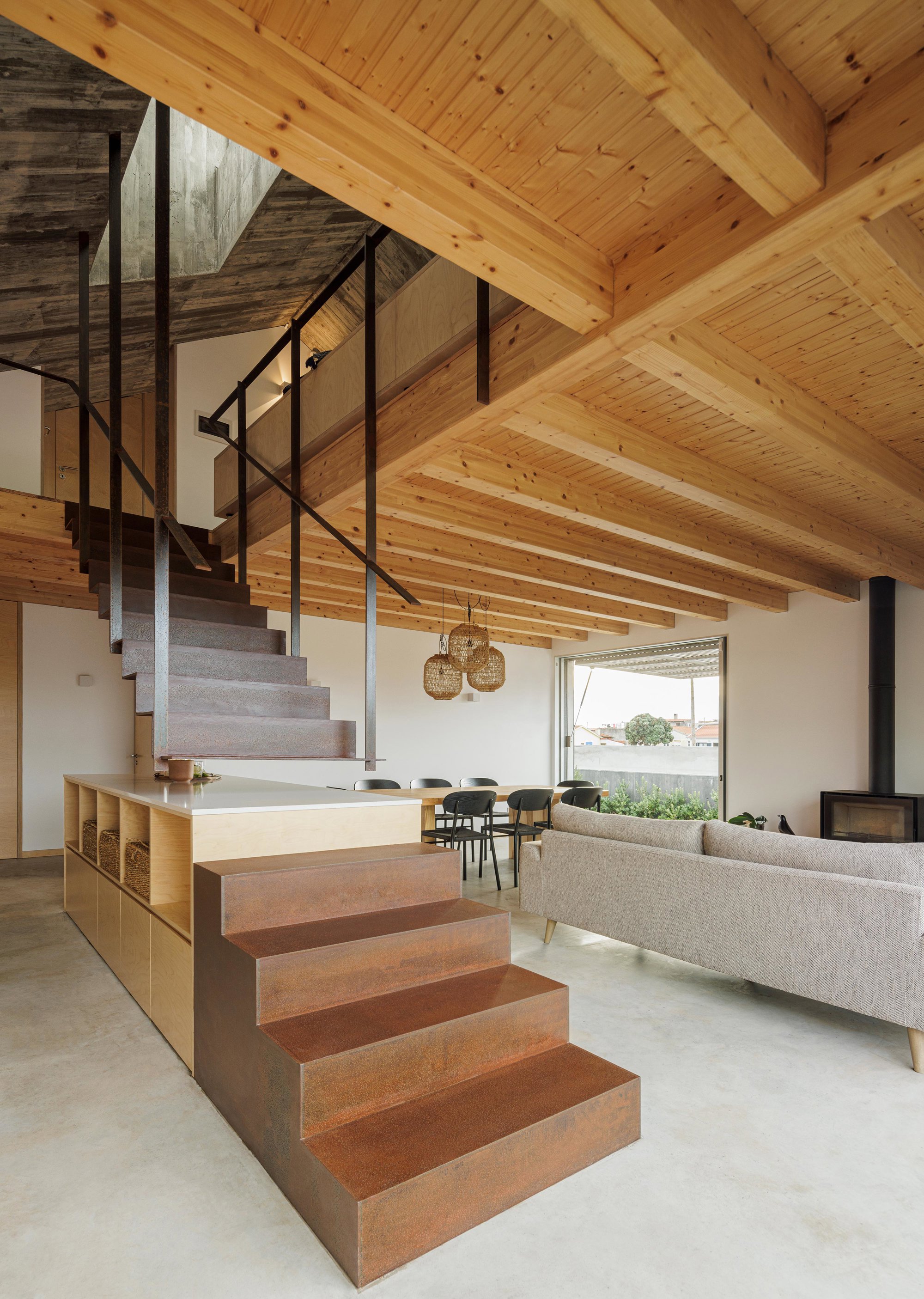 Escalera de madera 