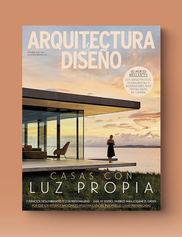 El número de octubre está lleno de casas con luz propia (y de mentes brillantes)