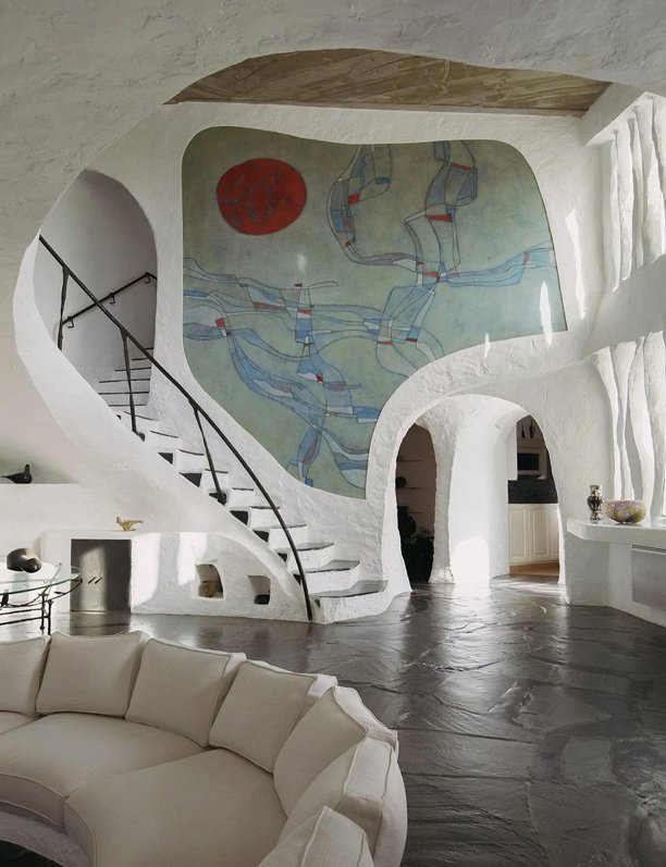 Así es la “casa troglodita”, una escultura habitable que fusiona arte y naturaleza