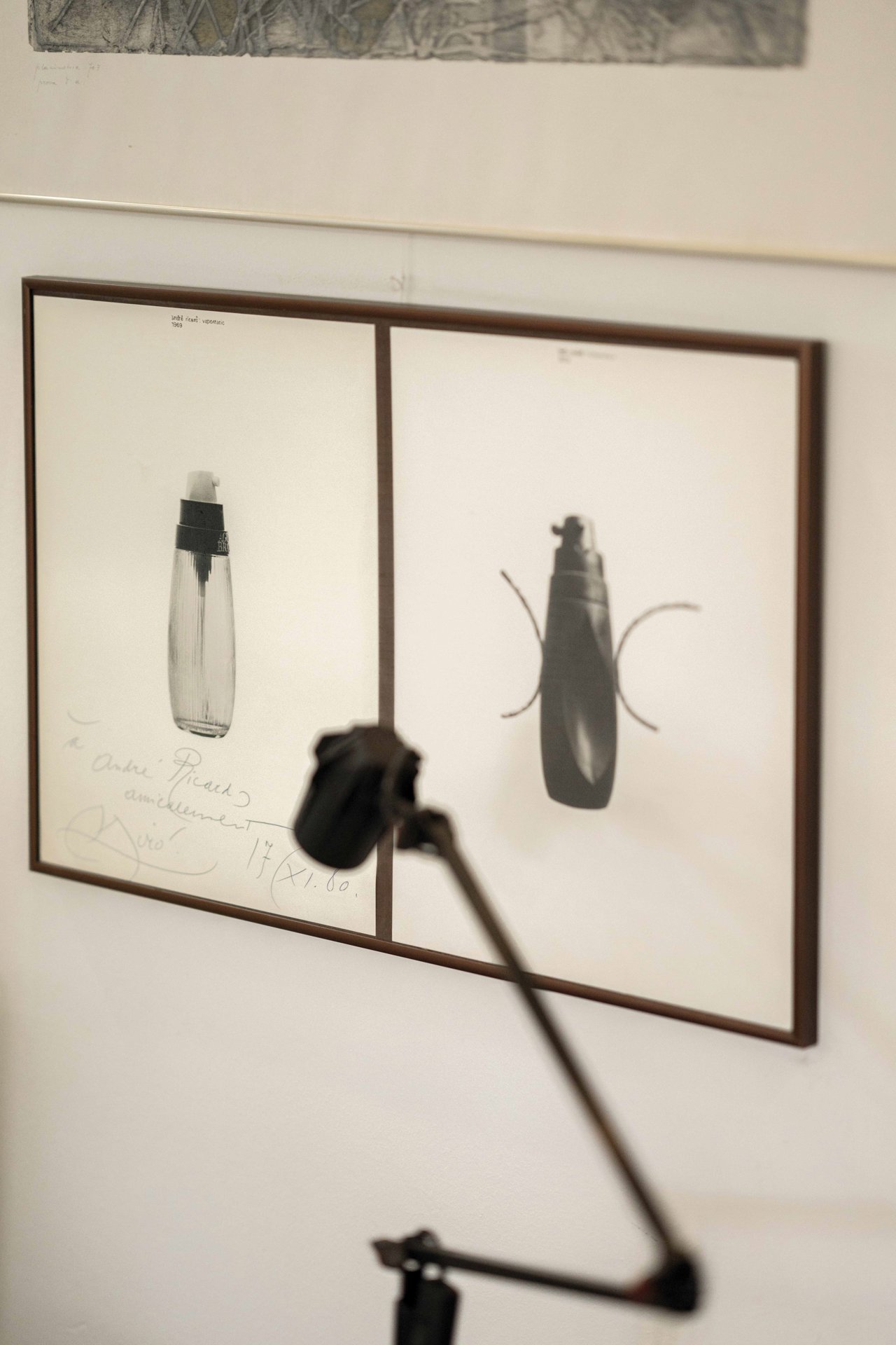 Montaje fotográfico con el envase Vapomatic de esta colonia y la escultura Femme de Joan Miró. 